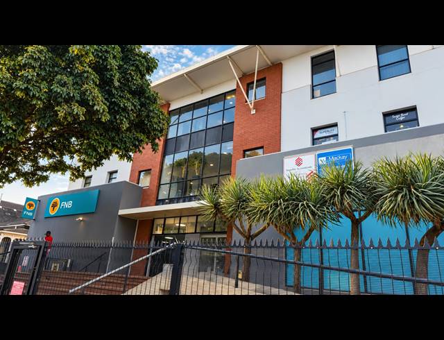 112M² OFFICE TO LET IN GLENWOOD